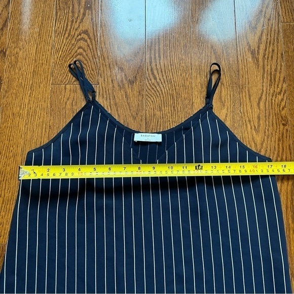 Aritzia Babaton Navy White Striped V-Neck Everly Camisole Tank Top Blouse - Sz S - Picture 14 of 16